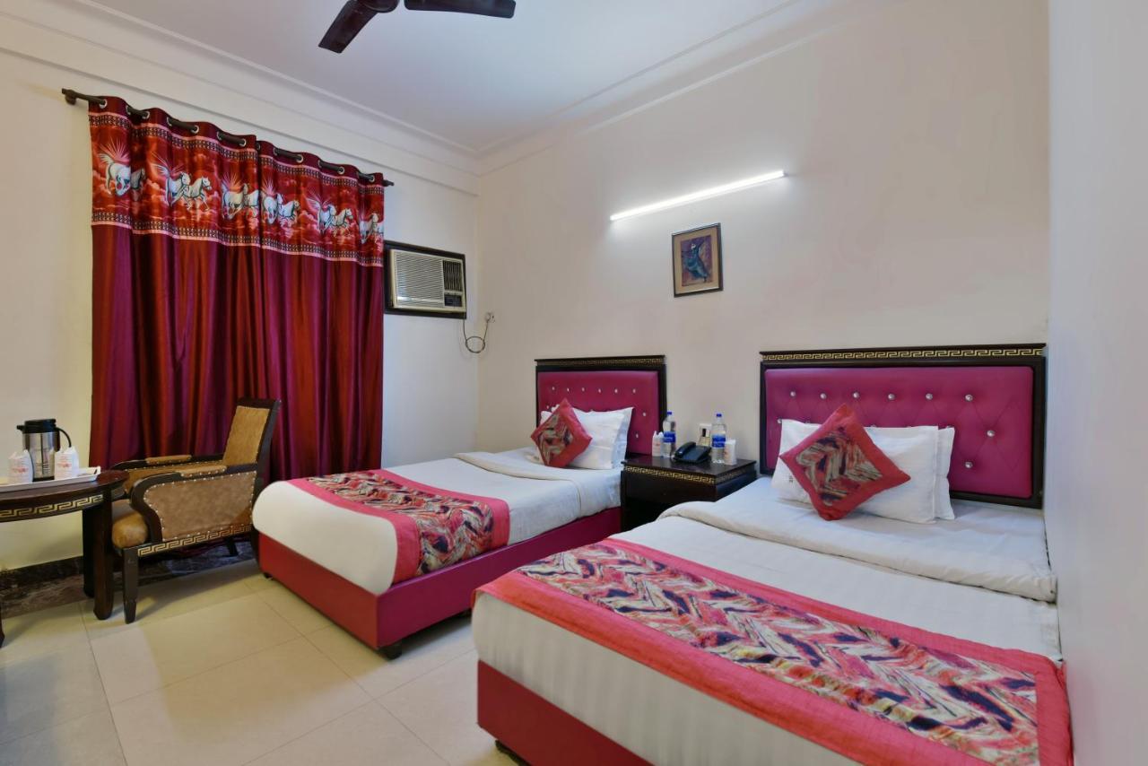 Hotel Revels By A1Rooms Nové Dillí Exteriér fotografie